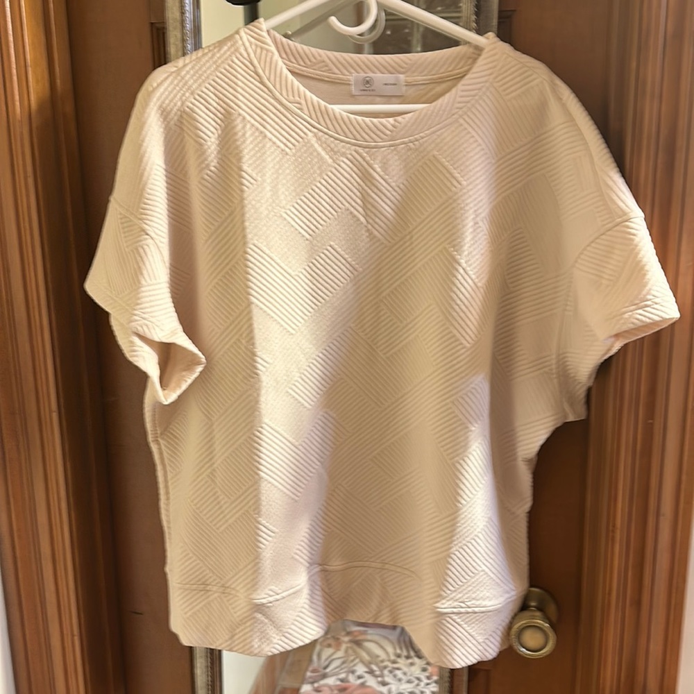 Cream women’s textured set